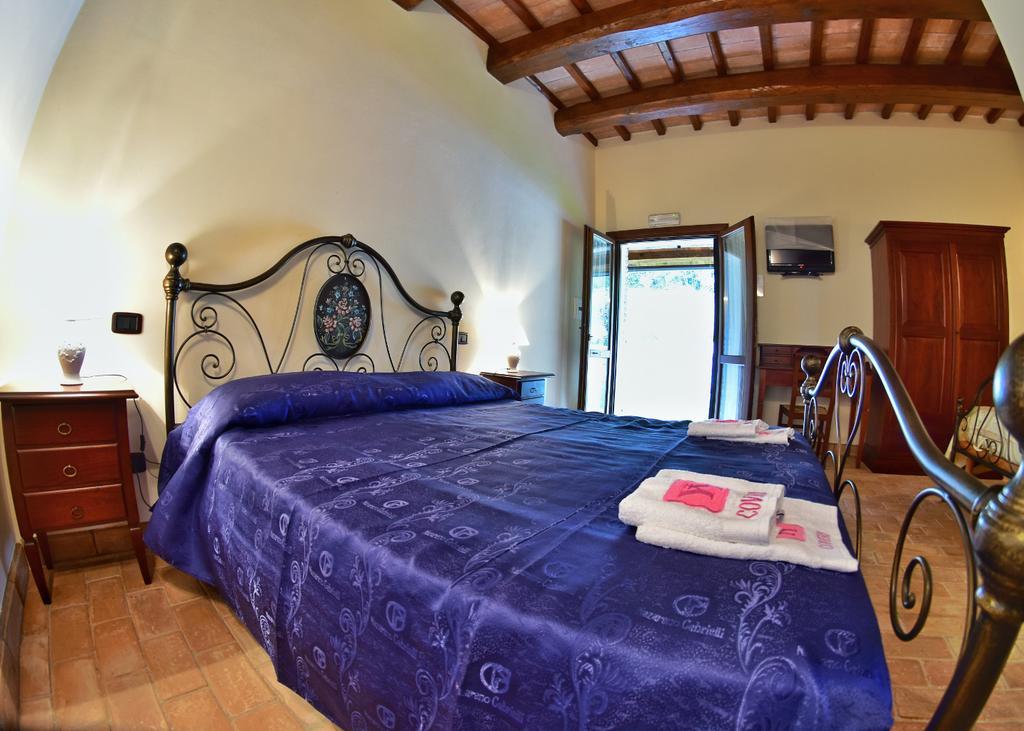 Agriturismo Isola Verde SantʼUrbano 외부 사진