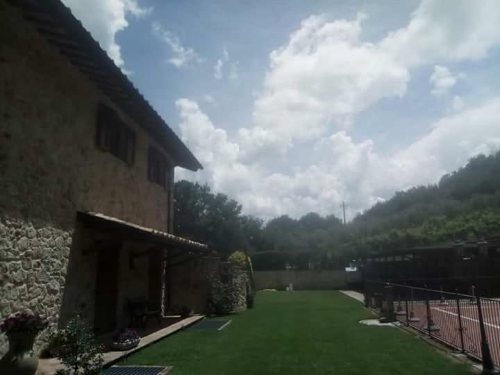 Agriturismo Isola Verde SantʼUrbano 외부 사진